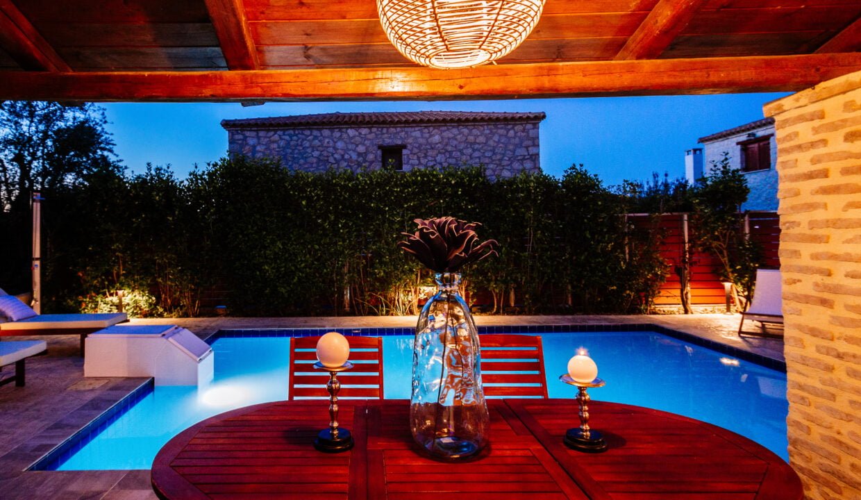 Rosemarie Night (29)